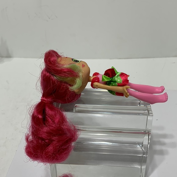 Rosie Bloom doll shopkins - Picture 4 of 7